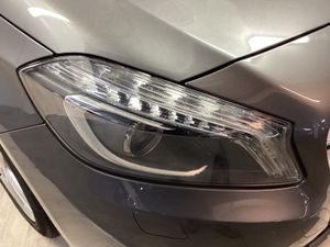 Mercedes Clase A 180 URBAN  - Foto 6