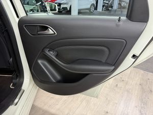 Mercedes Clase B 180cdi Urban  - Foto 9