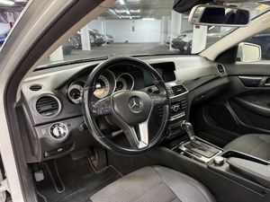 Mercedes Clase C COUPE 220CDI  - Foto 5