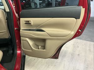Mitsubishi Outlander 220 DID Kaiteki Auto 4WD  - Foto 12