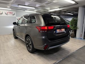 Mitsubishi Outlander plug-in híbrido OUTLANDER PHEV KAITEKI 4WD  - Foto 12