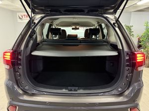 Mitsubishi Outlander plug-in híbrido OUTLANDER PHEV KAITEKI 4WD  - Foto 36