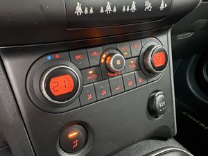 Nissan Qashqai+2 gasolina  - Foto 24