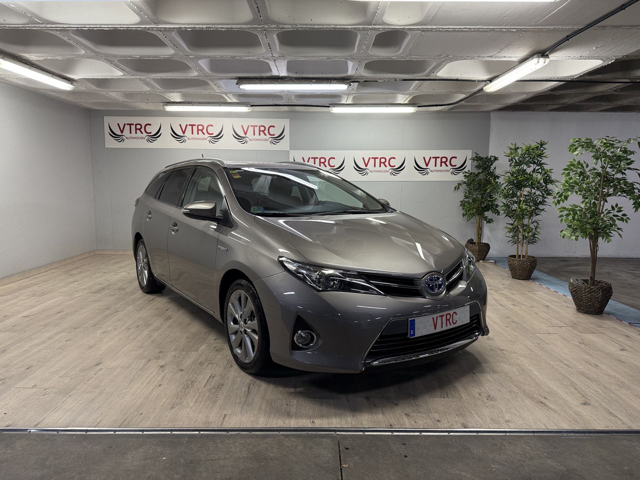 Toyota Auris Hybrid Advance  - Foto 1