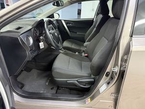 Toyota Auris Hybrid Advance  - Foto 9