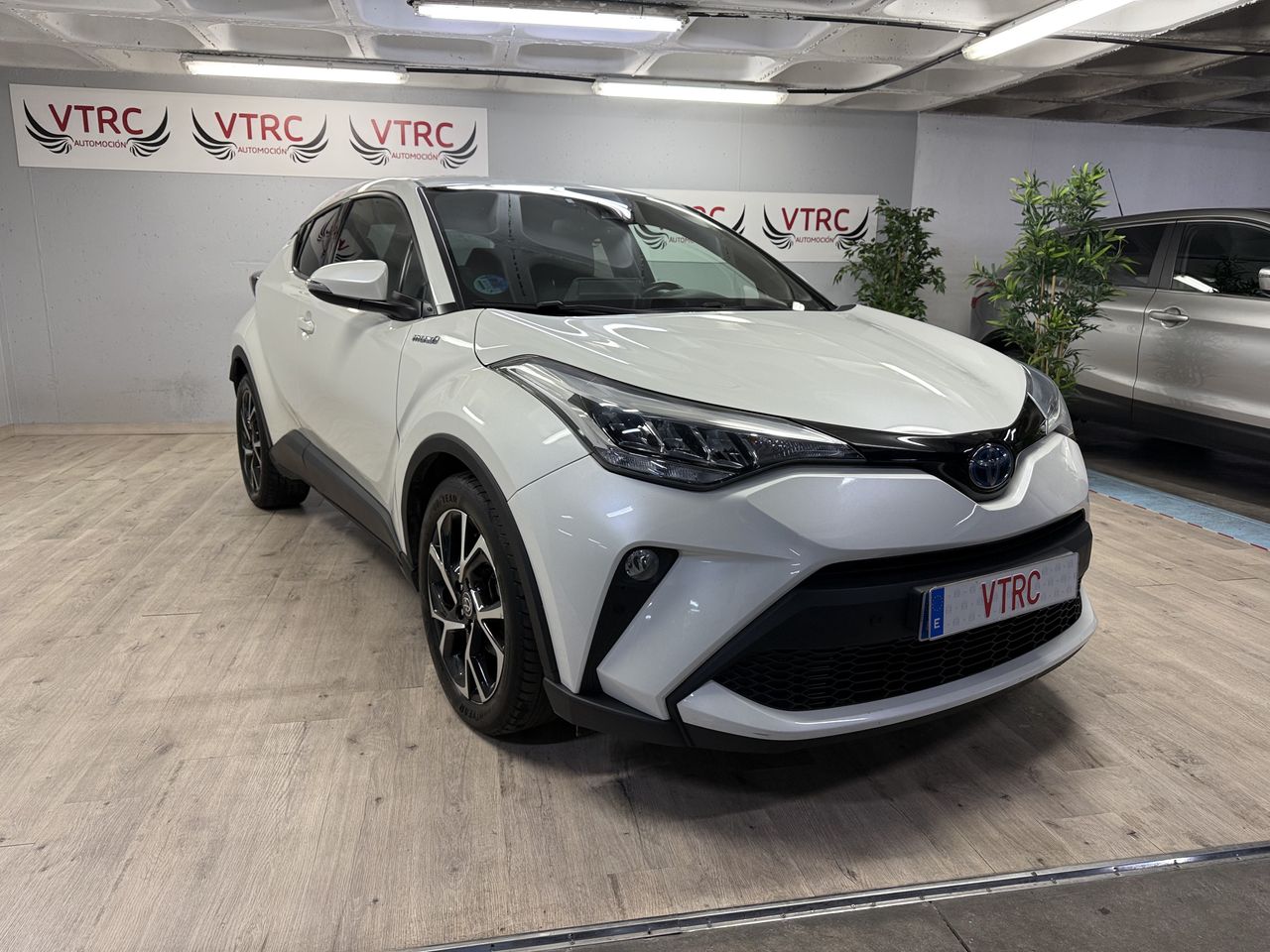 Toyota C-HR 2.0 180H Advance  - Foto 1
