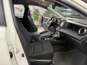 Toyota Rav4 Hybrid 4WD E-CVT  - Foto 11