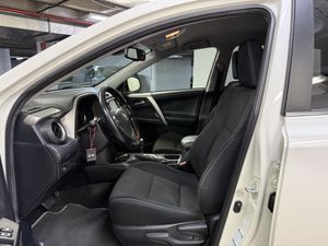 Toyota Rav4 Hybrid 4WD E-CVT  - Foto 5