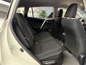 Toyota Rav4 Hybrid 4WD E-CVT  - Foto 9