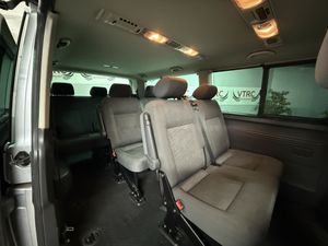 Volkswagen Caravelle 4Motion  - Foto 8