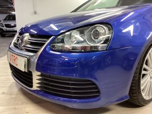 Volkswagen Golf R32 3.2 4MOTION  - Foto 9