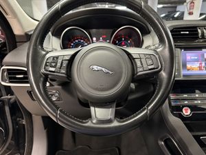 Jaguar F-Pace 2.0d AWD 16V  - Foto 22