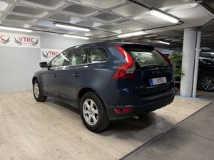 Volvo XC60 D3  MOMENTUM  - Foto 3