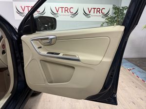 Volvo XC60 D3  MOMENTUM  - Foto 19