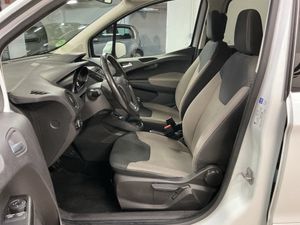 Ford Tourneo Courier 1.0 EcoBoost Sport  - Foto 7