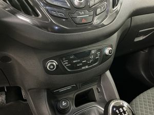 Ford Tourneo Courier 1.0 EcoBoost Sport  - Foto 24