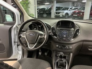 Ford Tourneo Courier 1.0 EcoBoost Sport  - Foto 18