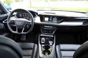 Audi e-tron GT 60 Quattro 530cv  - Foto 6
