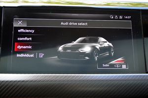 Audi e-tron GT 60 Quattro 530cv  - Foto 44