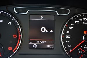 Audi Q3 2.0 Tdi 140cv Ambition  - Foto 24