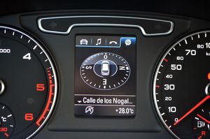 Audi Q3 2.0 Tdi 140cv Ambition  - Foto 26