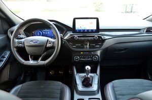 Ford Kuga 2.0 EcoBlue MHEV 150cv ST-Line X  - Foto 6