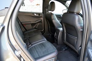 Ford Kuga 2.0 EcoBlue MHEV 150cv ST-Line X  - Foto 11