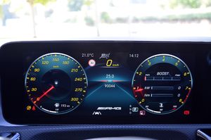 Mercedes CLA AMG 45 S 8G-DCT 4Matic+ 422cv  - Foto 44