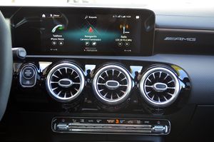 Mercedes CLA AMG 45 S 8G-DCT 4Matic+ 422cv  - Foto 15