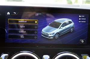 Mercedes Clase B 200d 8G-DCT 150cv AMG  - Foto 83