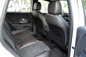 Mercedes Clase B 200d 8G-DCT 150cv AMG  - Foto 12