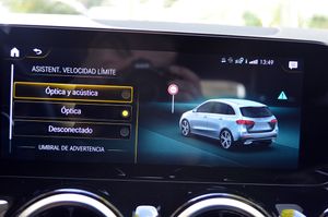 Mercedes Clase B 200d 8G-DCT 150cv AMG  - Foto 59