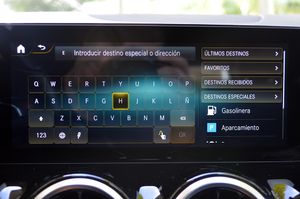 Mercedes Clase B 200d 8G-DCT 150cv AMG  - Foto 47