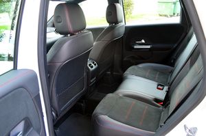 Mercedes Clase B 200d 8G-DCT 150cv AMG  - Foto 8