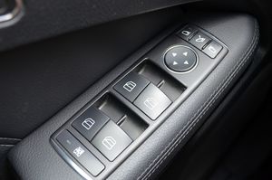 Mercedes Clase E 220 Cdi Avantgarde 7G-Tronic 170cv  - Foto 52