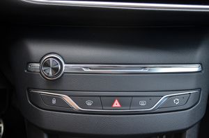 Peugeot 308 2.0 BlueHDI 180cv EAT8 GT  - Foto 29