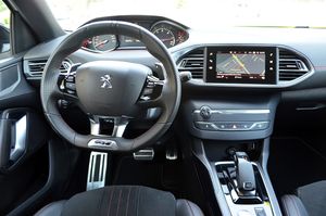 Peugeot 308 2.0 BlueHDI 180cv EAT8 GT  - Foto 14