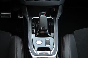 Peugeot 308 2.0 BlueHDI 180cv EAT8 GT  - Foto 15