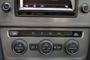 Volkswagen Golf 1.2 Tsi 105cv Edition  - Foto 23