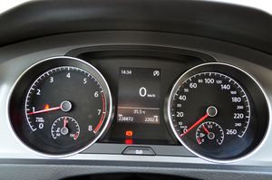 Volkswagen Golf 1.2 Tsi 105cv Edition  - Foto 10