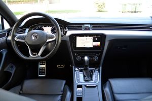 Volkswagen Passat Variant 2.0 Tdi 190cv DSG R-Line  - Foto 6