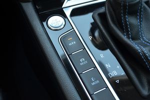 Volkswagen Passat Variant GTE PHEV 218cv  - Foto 38