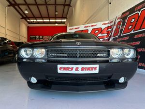 Dodge Challenger SRT8  430 CV - Foto 4