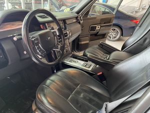 Land-Rover Range Rover 4.4 TDV8 VOGUE Silver Pack 312cv  - Foto 18