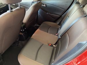 Mazda 2 1.5 GE 66kW 90CV Black Tech Edition AT  - Foto 14