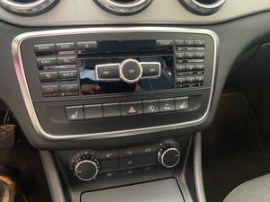 Mercedes GLA 200 URBAN  - Foto 19