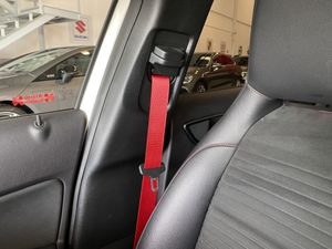 Mercedes GLA 220 CDI 4MATIC  - Foto 29