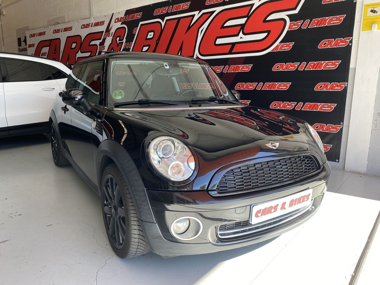 MINI One black line  - Foto 1