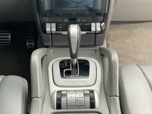 Porsche Cayenne Turbo 500CV - Foto 21