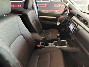 Toyota Hilux 2.4 D4D Cabina Doble VX  - Foto 15